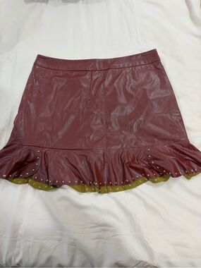Women’s Faux Leather Ruffle Hem Skort in Burgundy